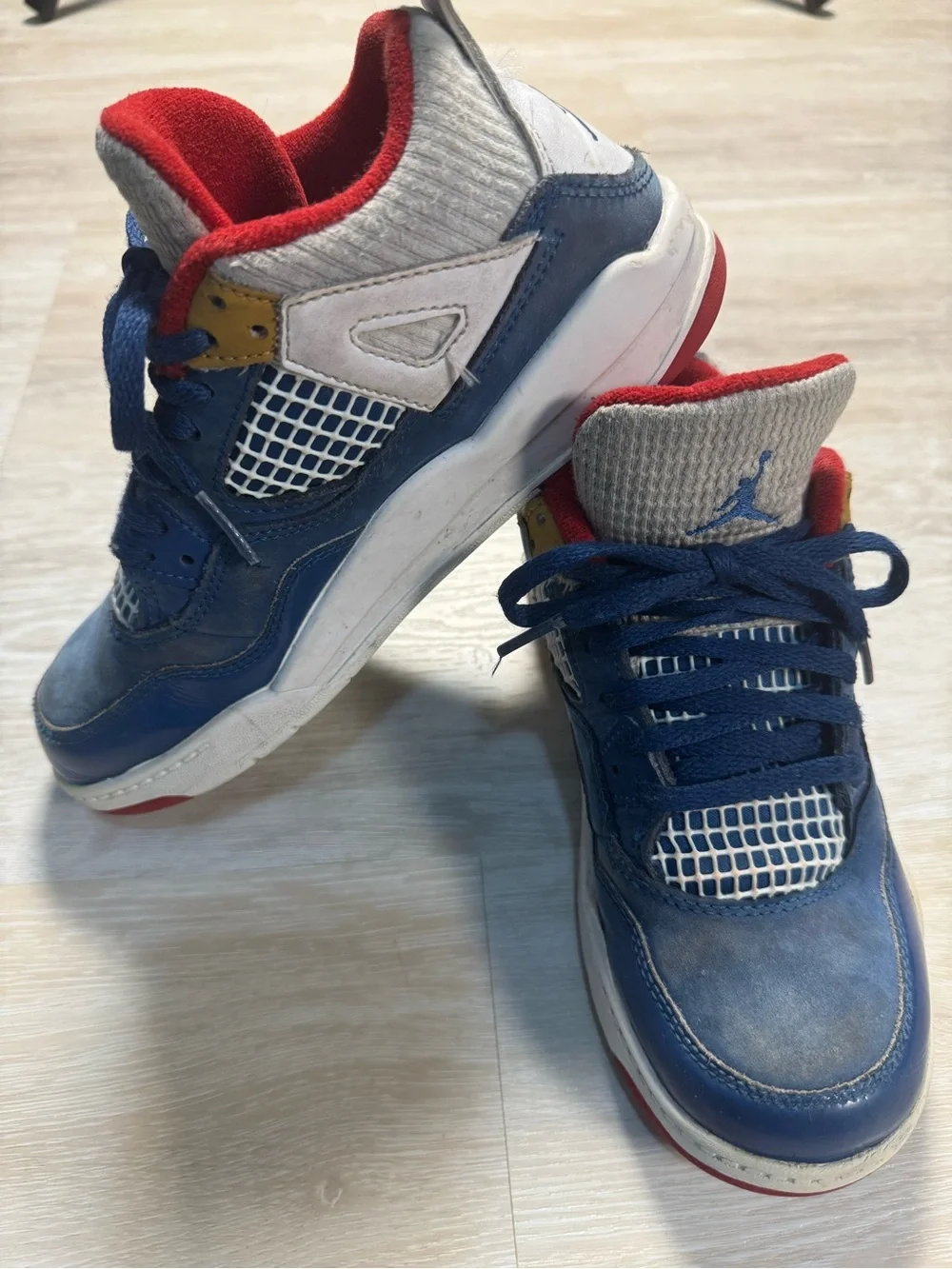 Nike Air Jordan 4 Retro 